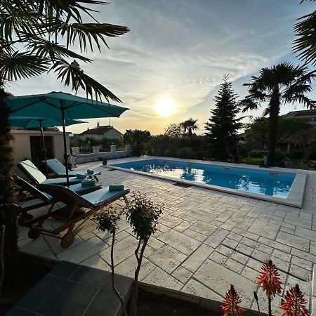 Holiday House Serenity Malinska Exteriér fotografie